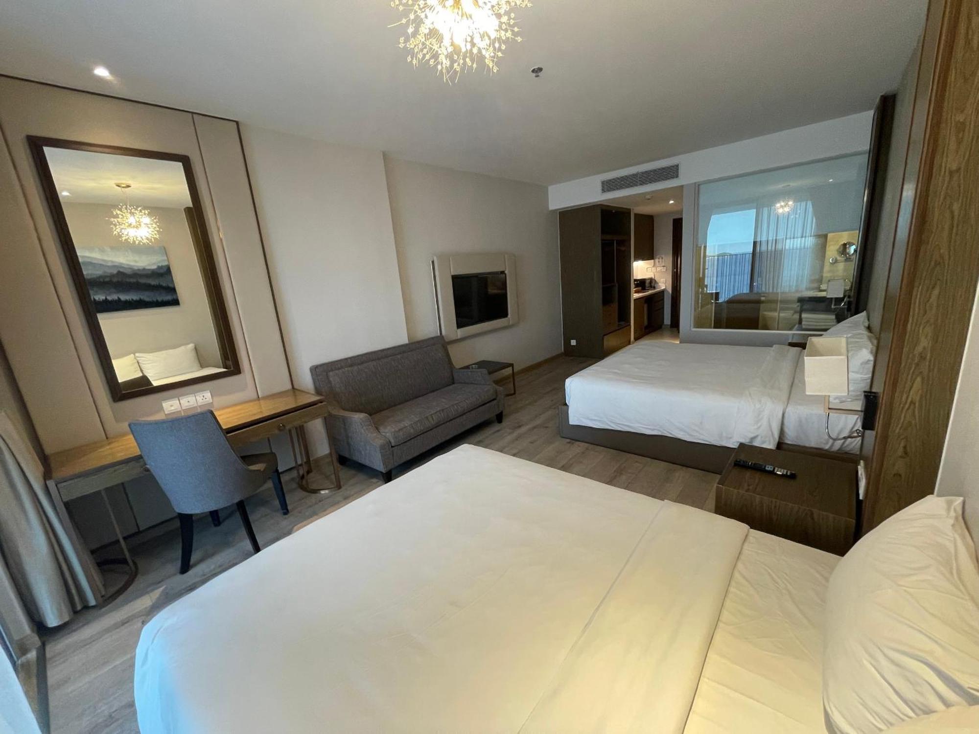 Panorama Condotel By Hlg Nha Trang Buitenkant foto